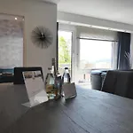 Cityflair Wifi Pool Sauna 6 Pers Ps4 Near Lift Apartment Winterberg