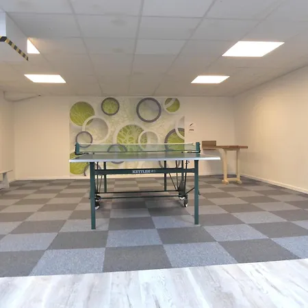 Cityflair Wifi Pool Sauna 6 Pers Ps4 Netflix Near Bikepark Апартаменты