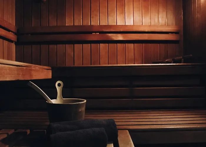 Cityflair Wifi Pool Sauna 6 Pers Ps4 Near Lift Lejlighed